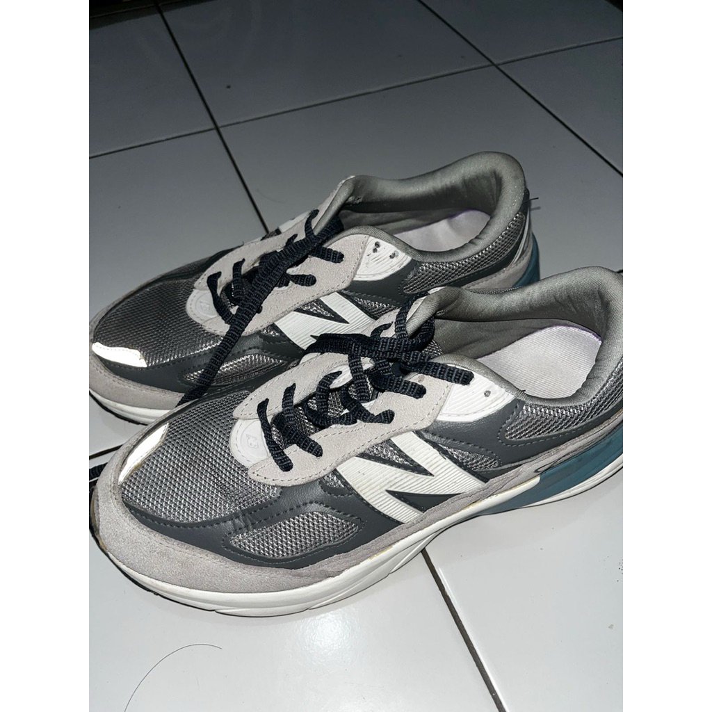 Sepatu NB 990 ORI