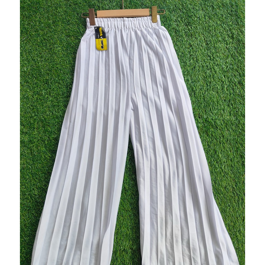 KULOT PLISKET PREMIUM WANITA REMAJA/DEWASA MURAH TEBAL DAN TIDAK MERAWANG ,pemakaian berat badan 30k