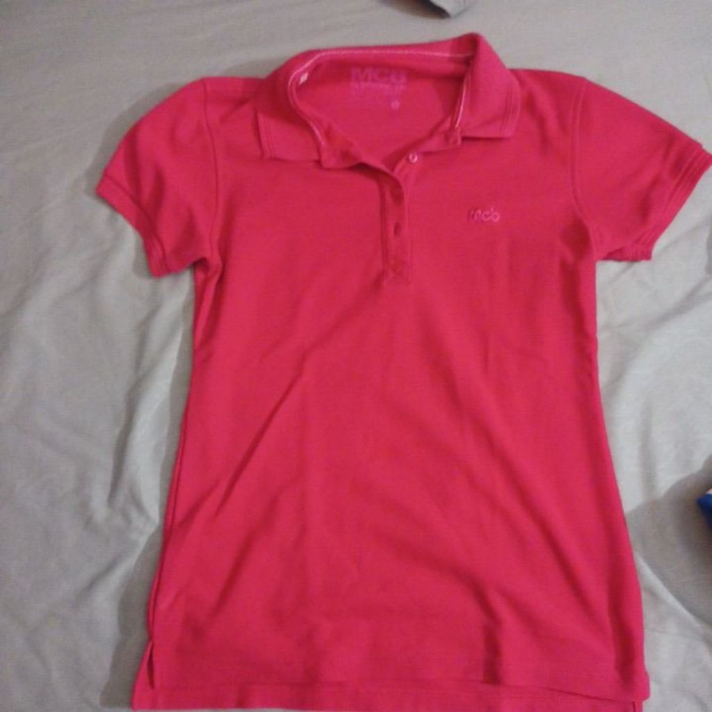 kaos polo berkerah wanita warna pink merek mcb