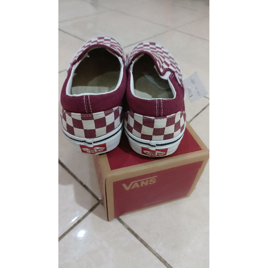 vans classic slip on checkerboard red original size 40.5