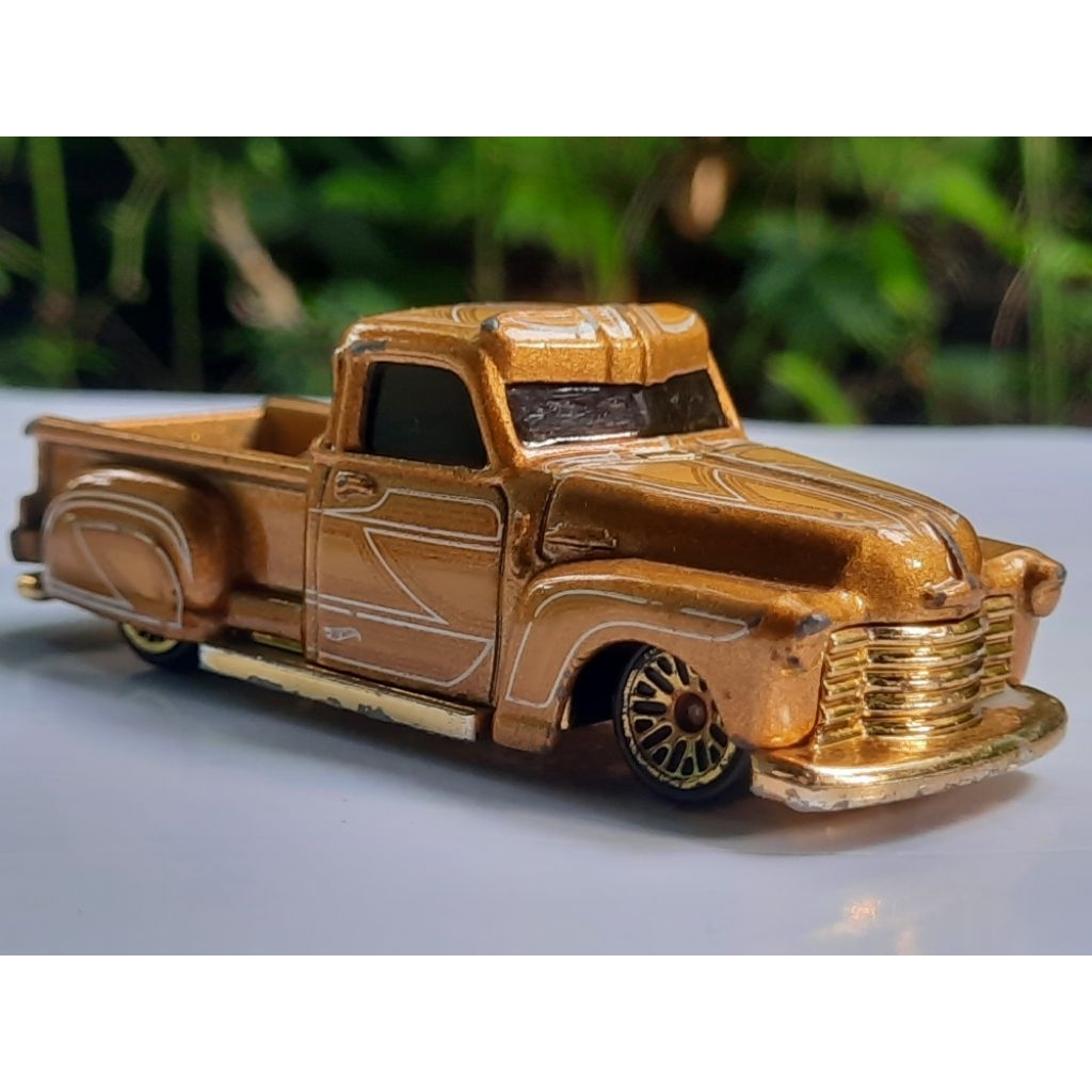 Hotwheels La Troca Gold