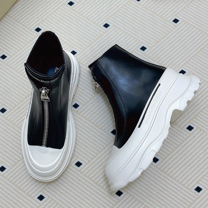 Outdoor Fashion Casual alexander mcqueen Kulit Sepatu Wanita Sneakers Shoes 11140957