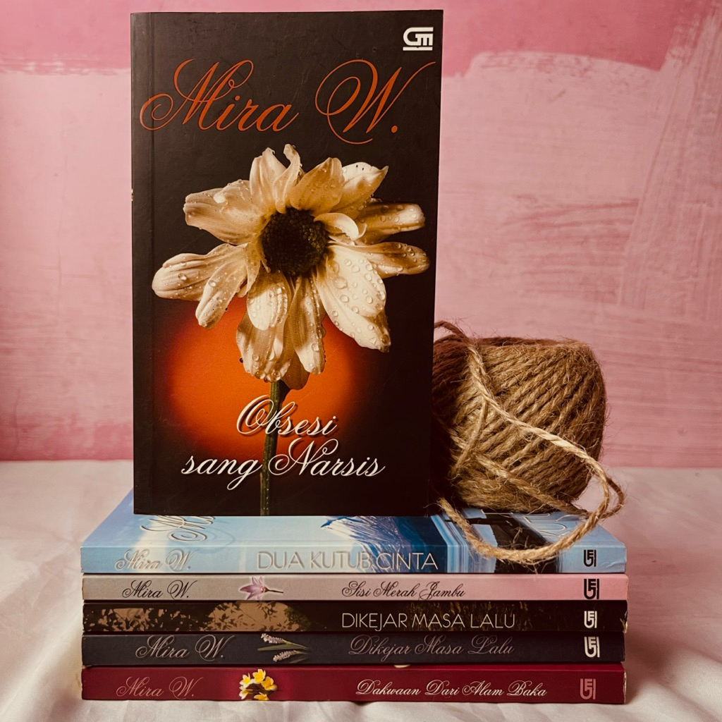 Novel Mira W Set Isi 5 Judul (Obsesi Sang Narsis, Dua Kutub Cinta, Dikerjar Masa Lalu, Dakwaan Dari 