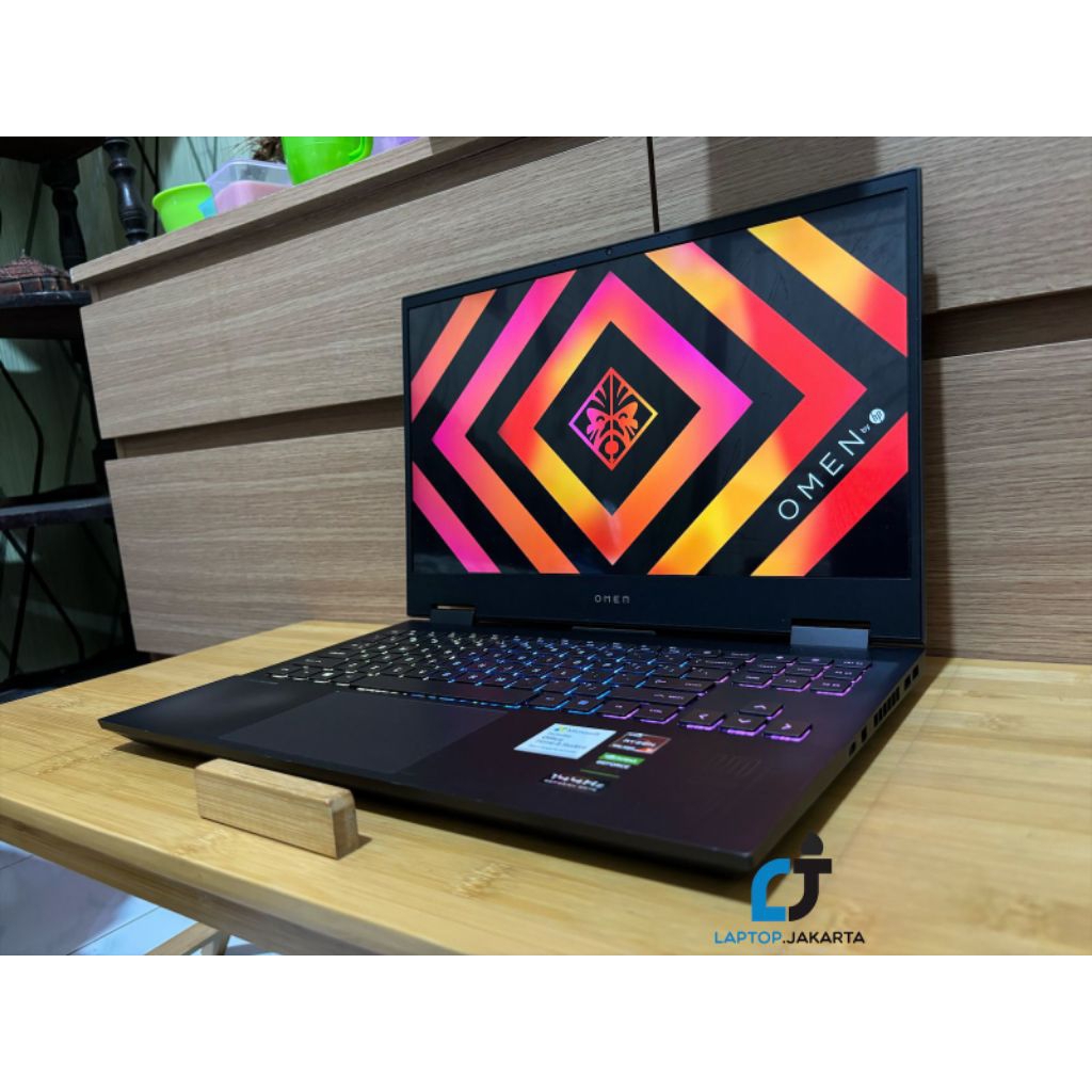 HP Omen 15 Ryzen 7 4800 Ram 16Gb RTX 2060