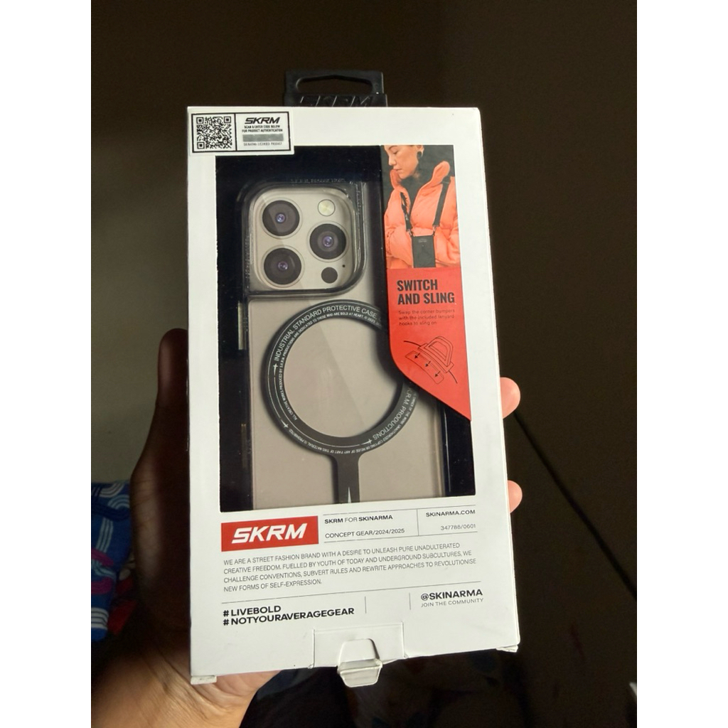 skinarma saido for iphone 16 pro