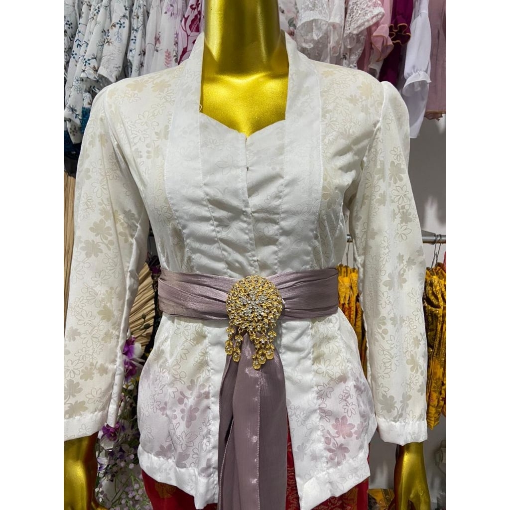 Kebaya Jadi Bordir Bahan Katun Tangan Panjang Untuk Dewasa/Kebaya Jadi Dewasa/Kebaya Katun/Kebaya Bo