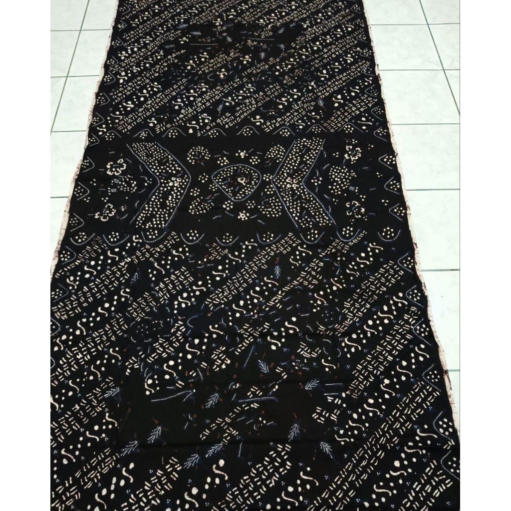 Sarung Batik Bakaran Khas Juwana Pati