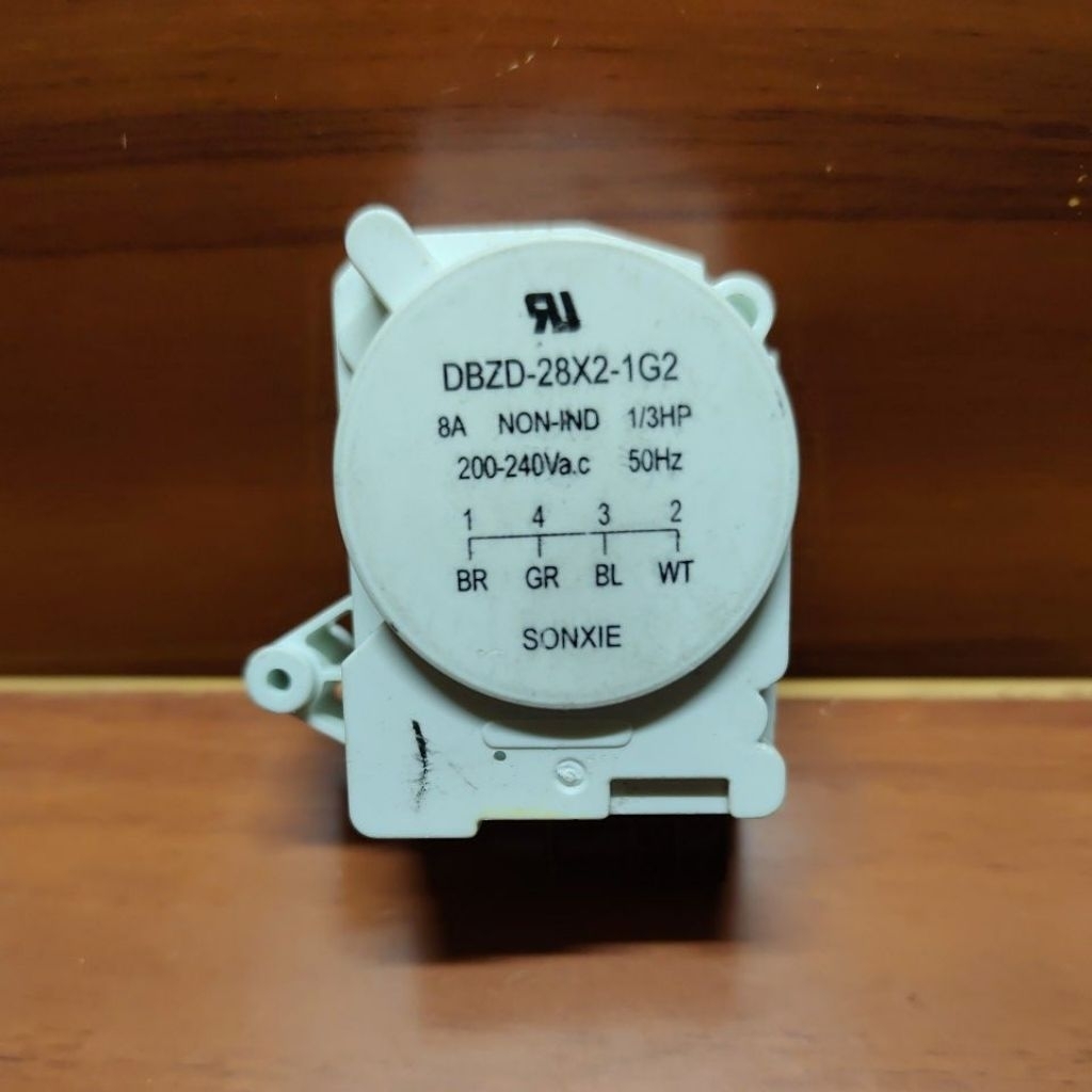 TIMER KULKAS 2PINTU KULKAS Aqua