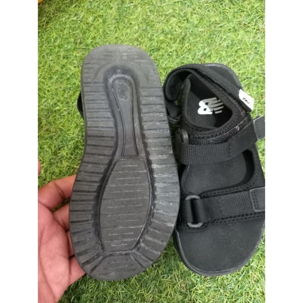 sendal new balance ori preloved