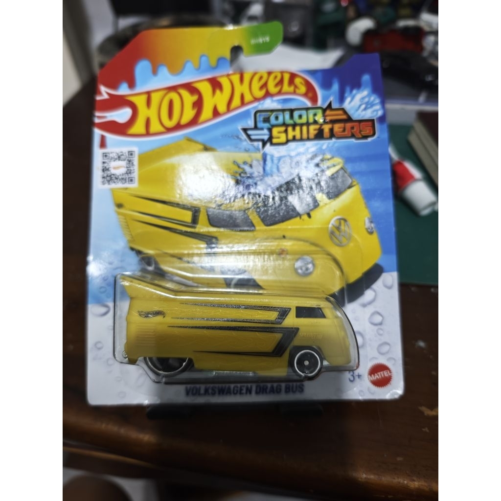 Hotwheels color shifter Volkswagen Drag bus