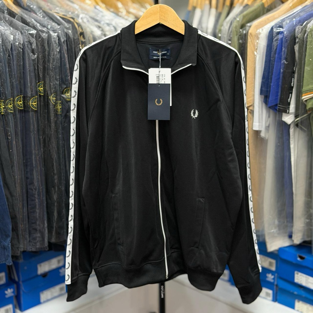 Tracktop Fred Perry Taped Black White BNWT Original 100% Size : M, L dan XL ( 72 X 64 ) Model TB 175