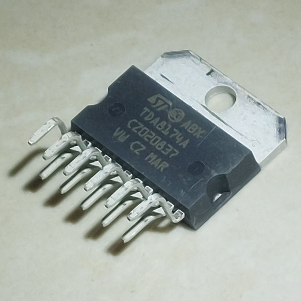 TDA8174A Zip-11 TDA 8174 8174A ST TDA8174 IC Vertical Deflection Vertikal Field Output Parts