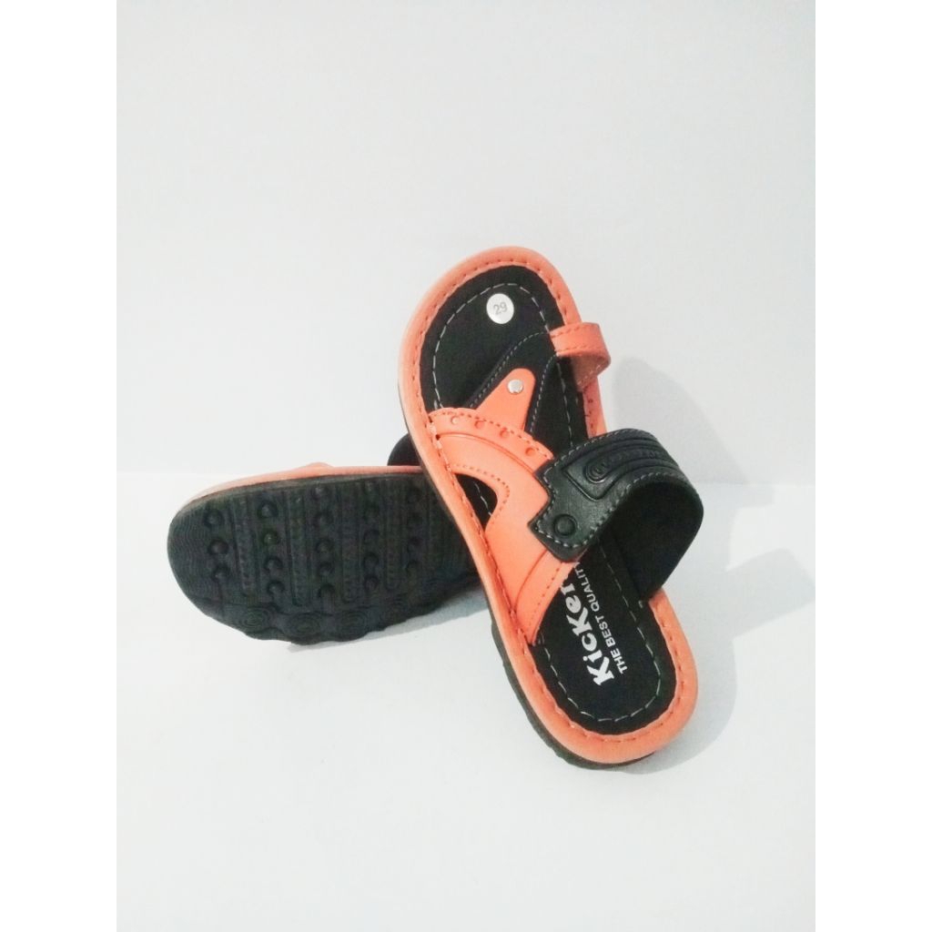 sandal anak laki laki kickers terbaru