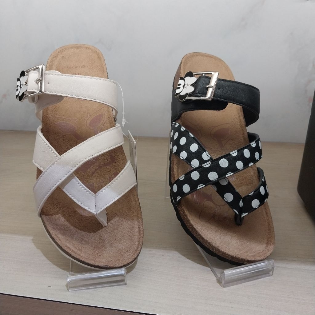 DISNEY‼️sandal wanita flat disney by nevada ori