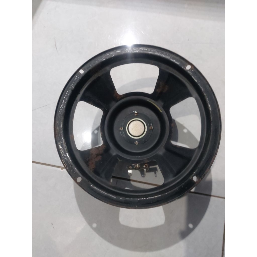 cangkang plus  magnet speaker acr 8 inch bekas