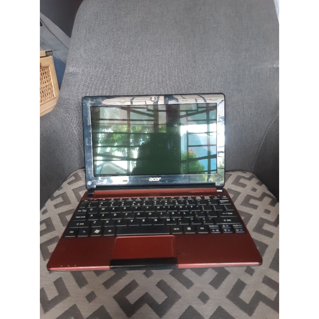 Laptop Acer Aspire One D270