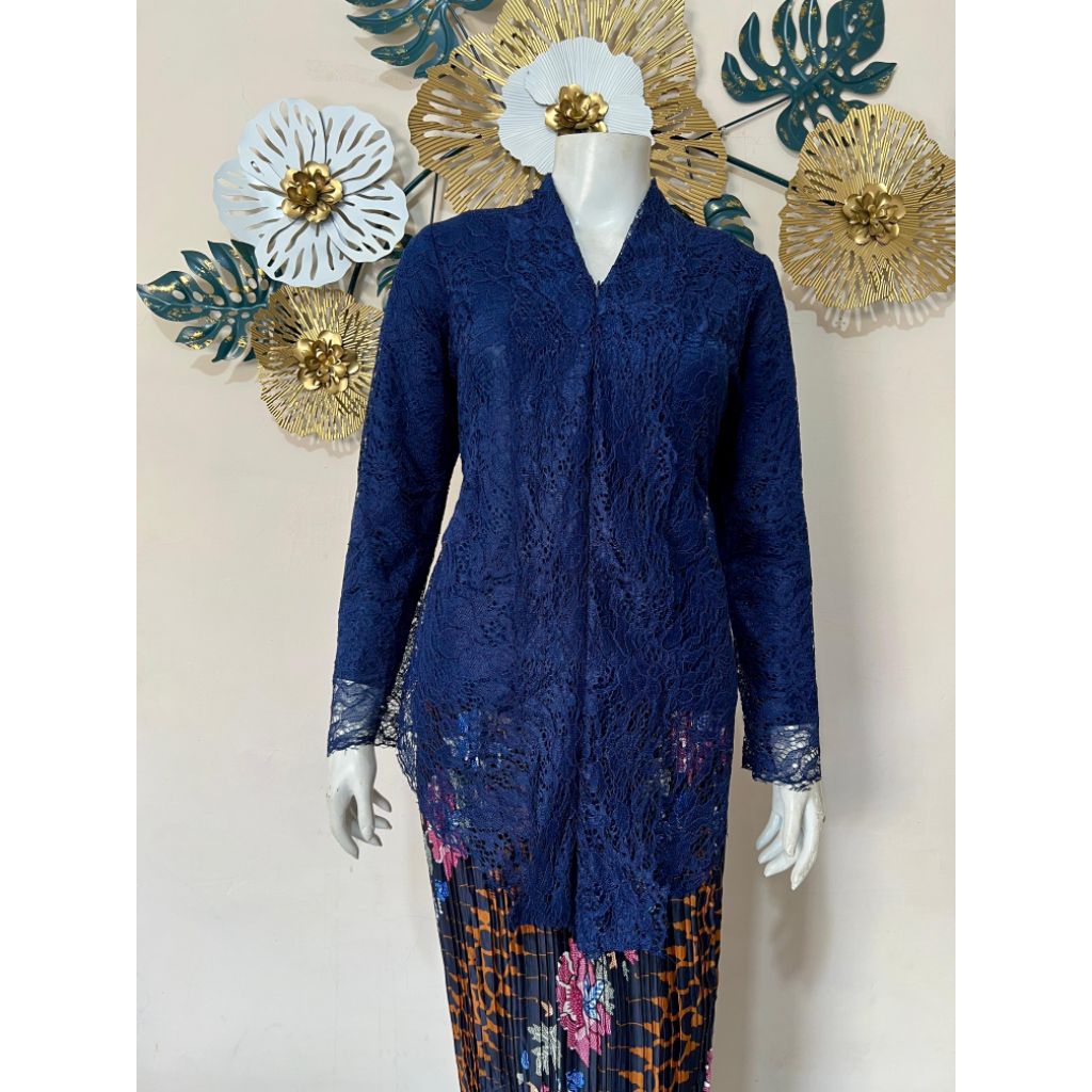 ATASAN KEBAYA BROKAT ENCIM/KEBAYA KARTINI PENDEK/KARTINI PENDEK/MODEL BARU/KEBAYA MURAH/KEBAYA SERAG