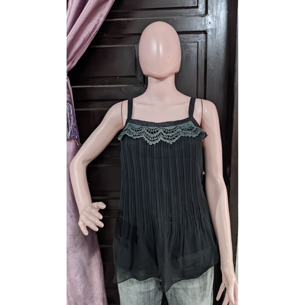 Preloved Atasan hitam mewah