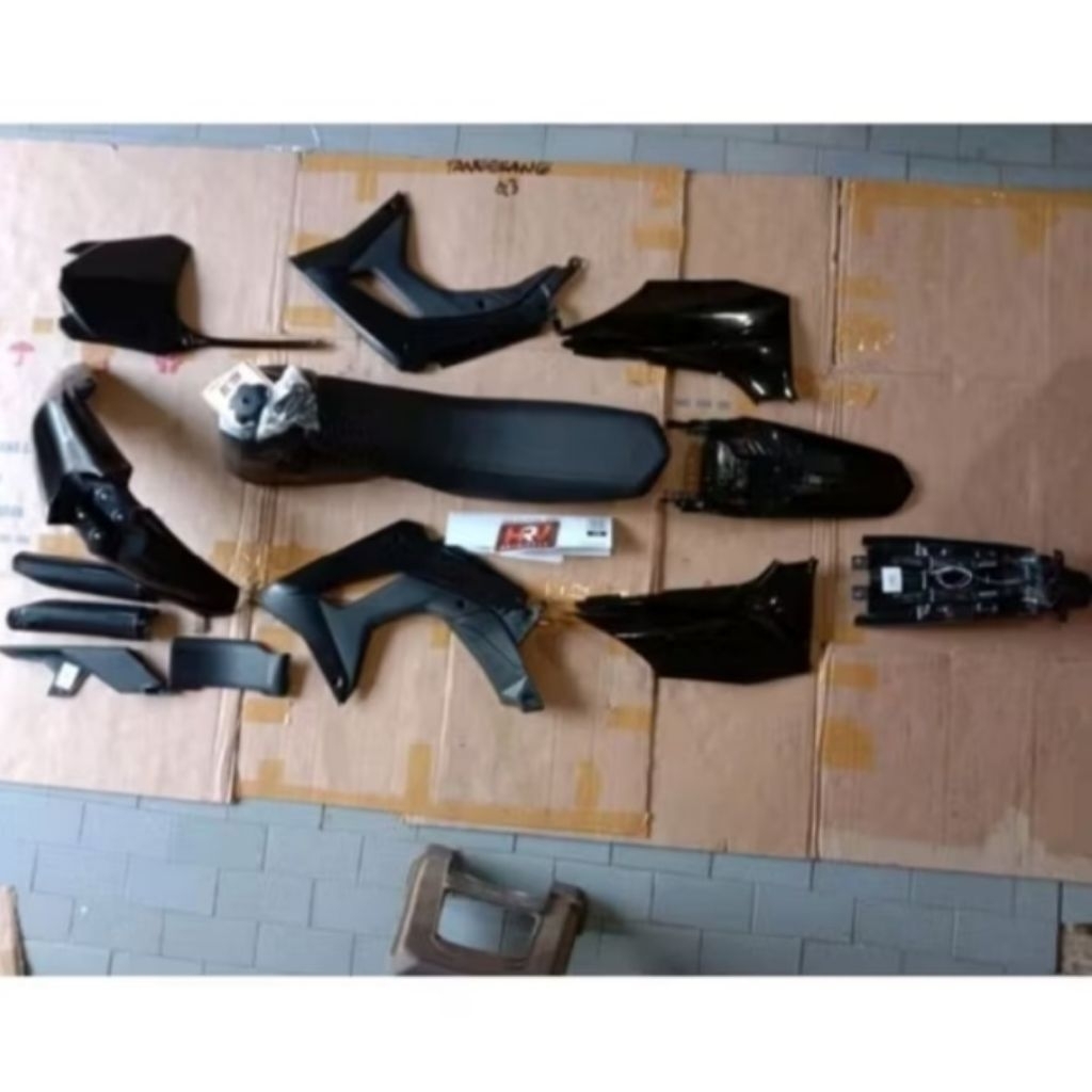 body fullset hrv crf150l 2018pnp bodi kit assy fullset pnp crf150l cover bodi fullset crf150l pnp bo