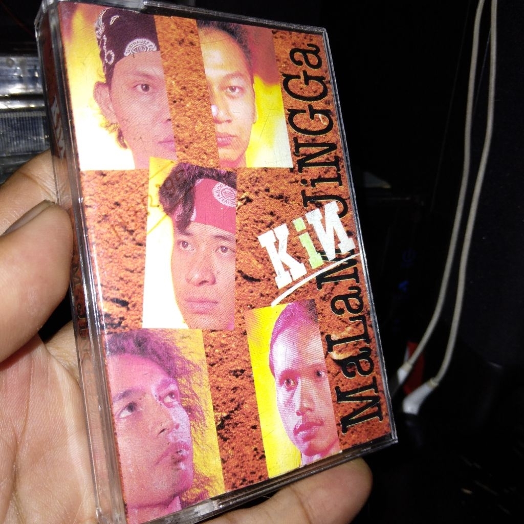 Kaset Kin Malam Jingga