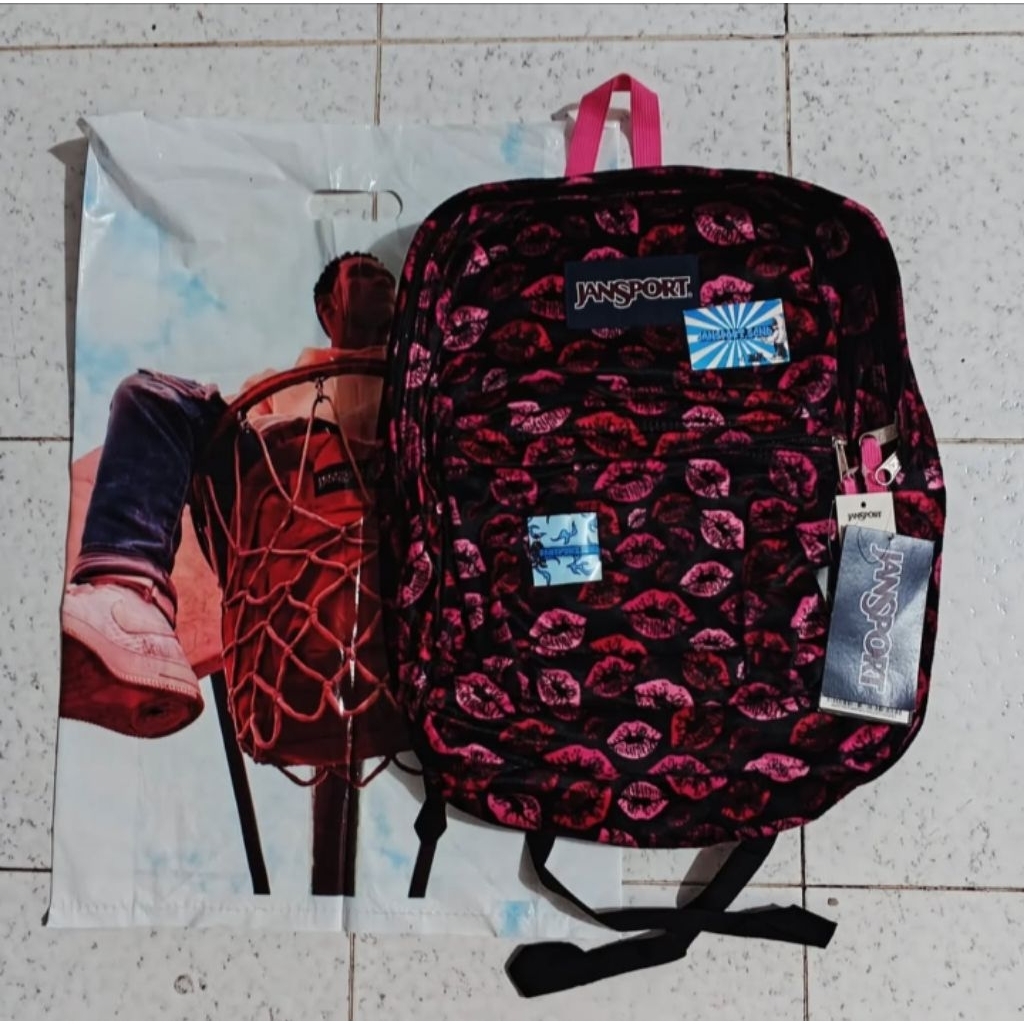 JANSPORT MOTIF KISS
