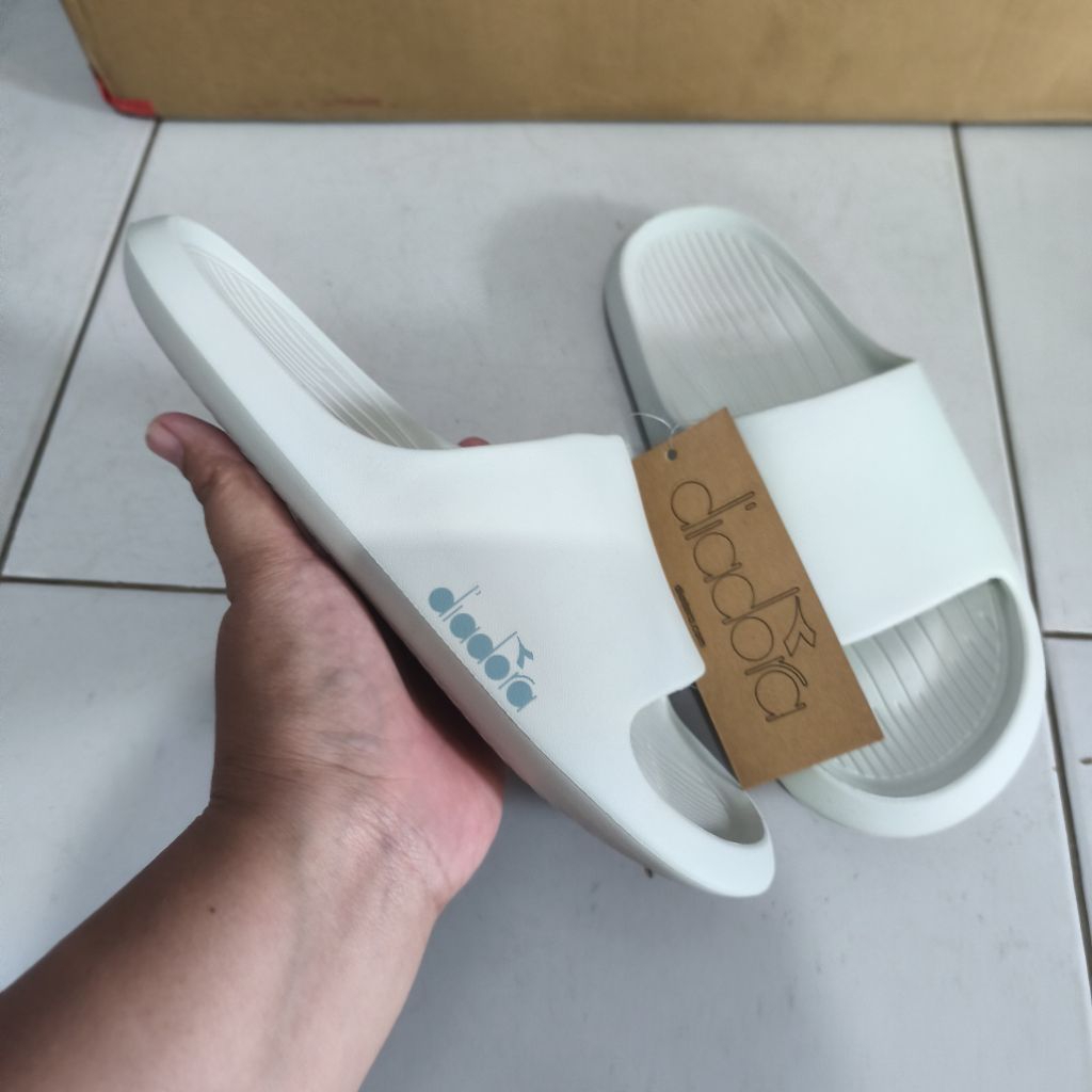 Sandal Slide Diadora Helwin Cewek Sale / ukuran 37