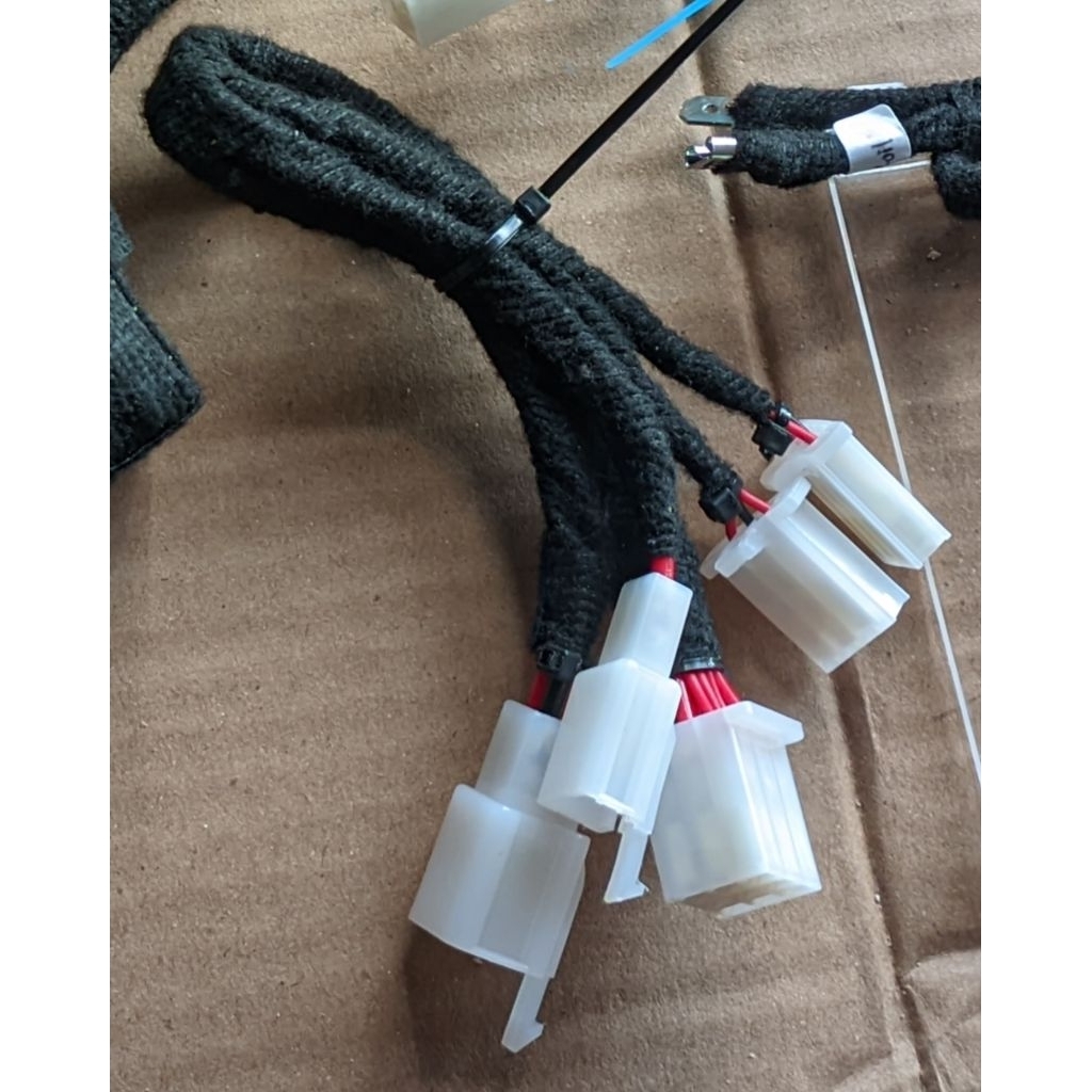 Kabel tambahan Quickshifter