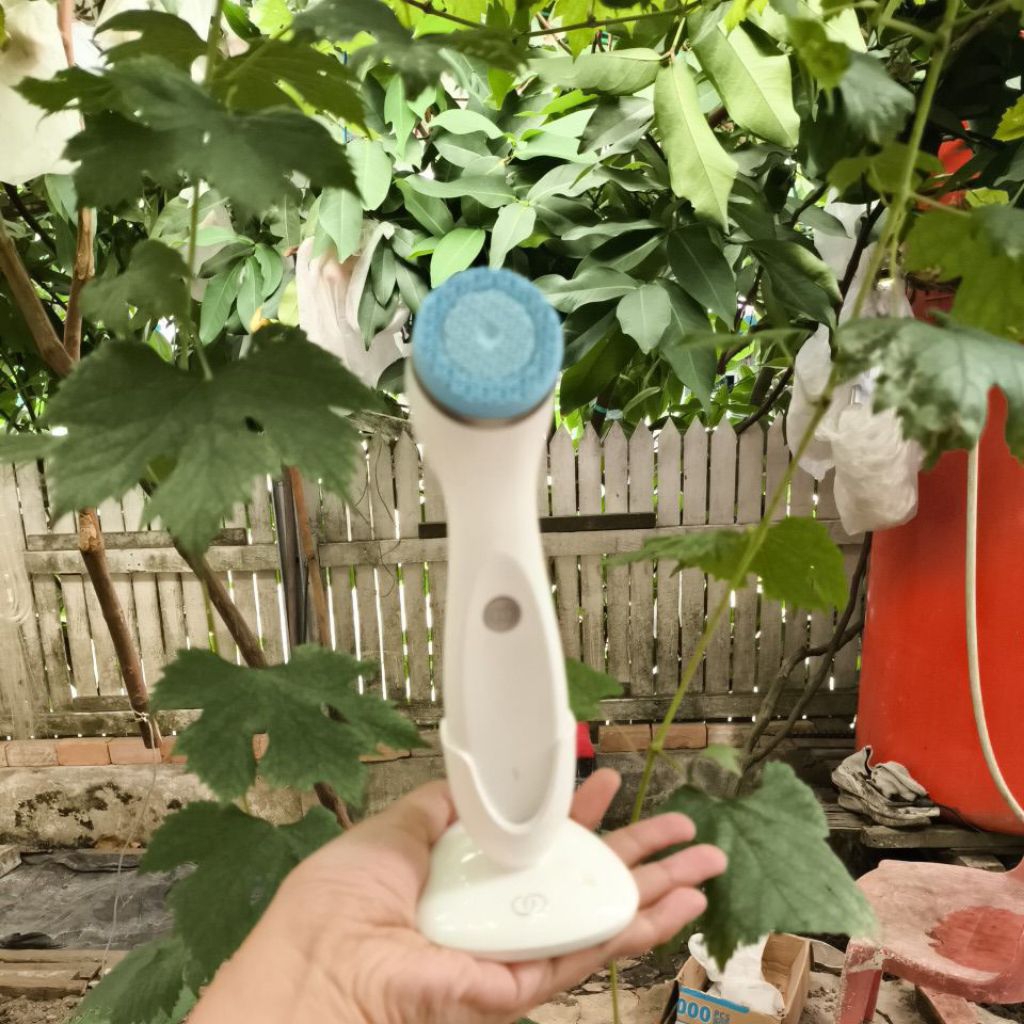 ageLOC LumiSpa iO Facial Device-Perawatan Wajah Sehat Bersih Dan Awet Muda