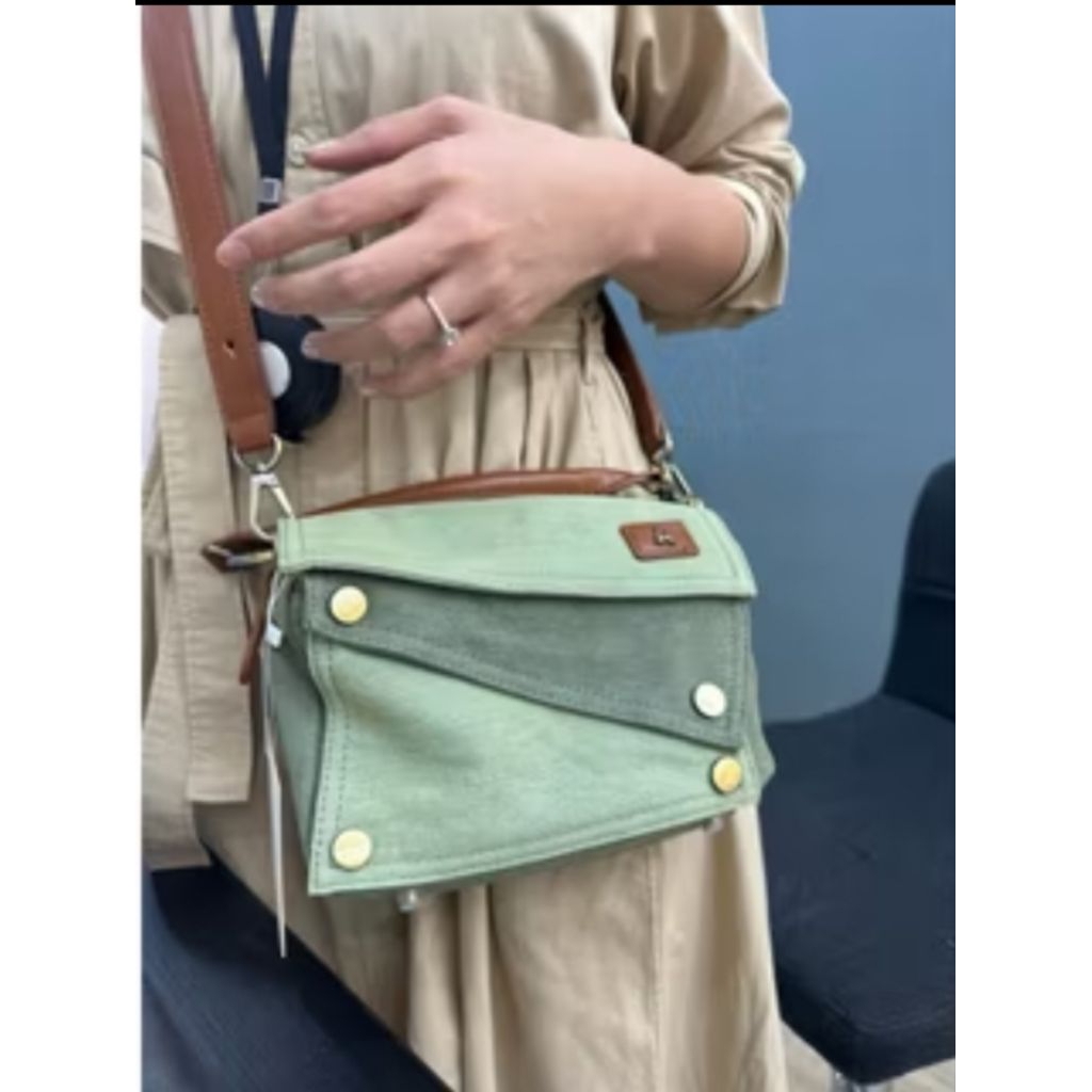 Springville bag by Madelyn bags