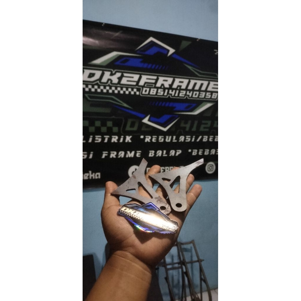 DUDUKAN MESIN DEPAN SLEEP ENGINE VEGA JUPITER Z