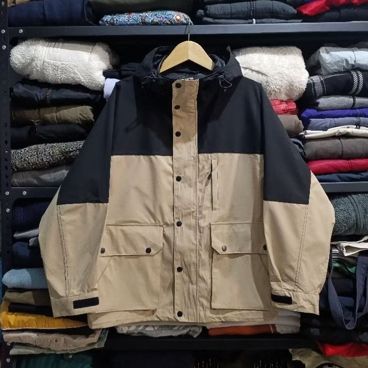 GU Uniqlo Blocktech Outdoor Jacket