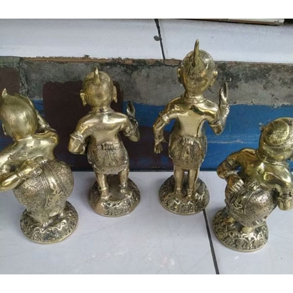 PAJANGAN PATUNG PUNOKAWAN BAHAN KUNINGAN