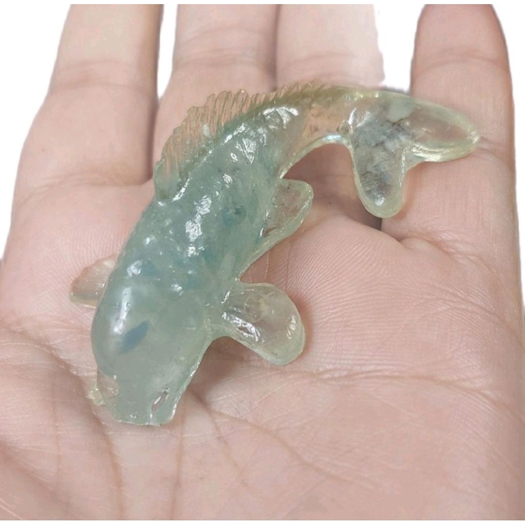 Pajangan Ikan Koi Aquamarine Crystal Resin Art