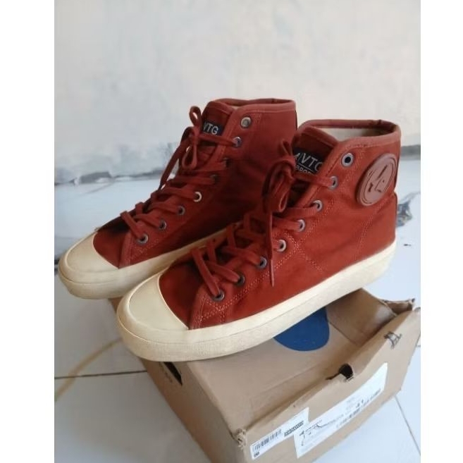 Brodo VTG Teracota size 41 (26 cm)