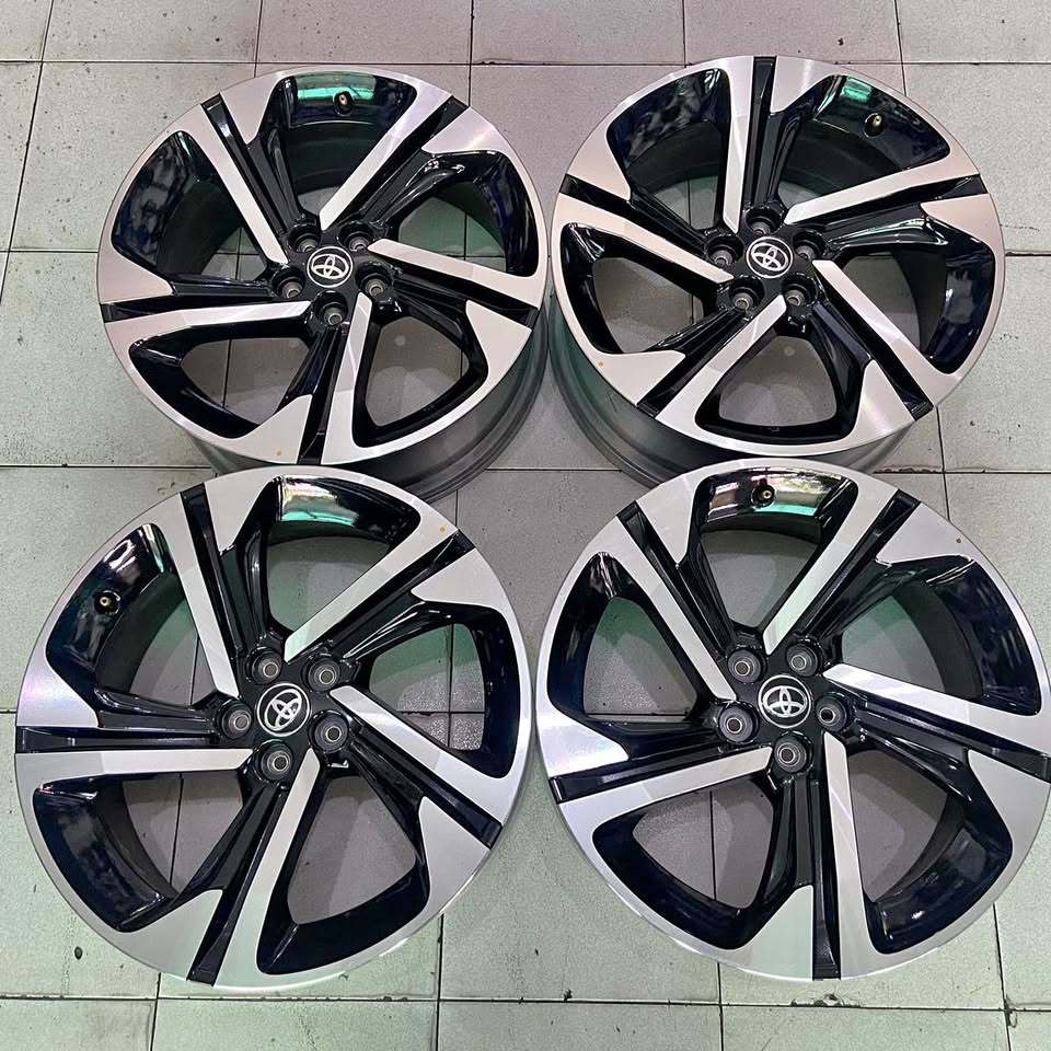 Velg bekas STD YARIS CROOS R18 X7 h5X100 ET45