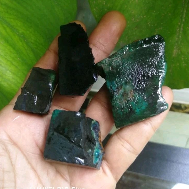 bahan Batu bacan natural