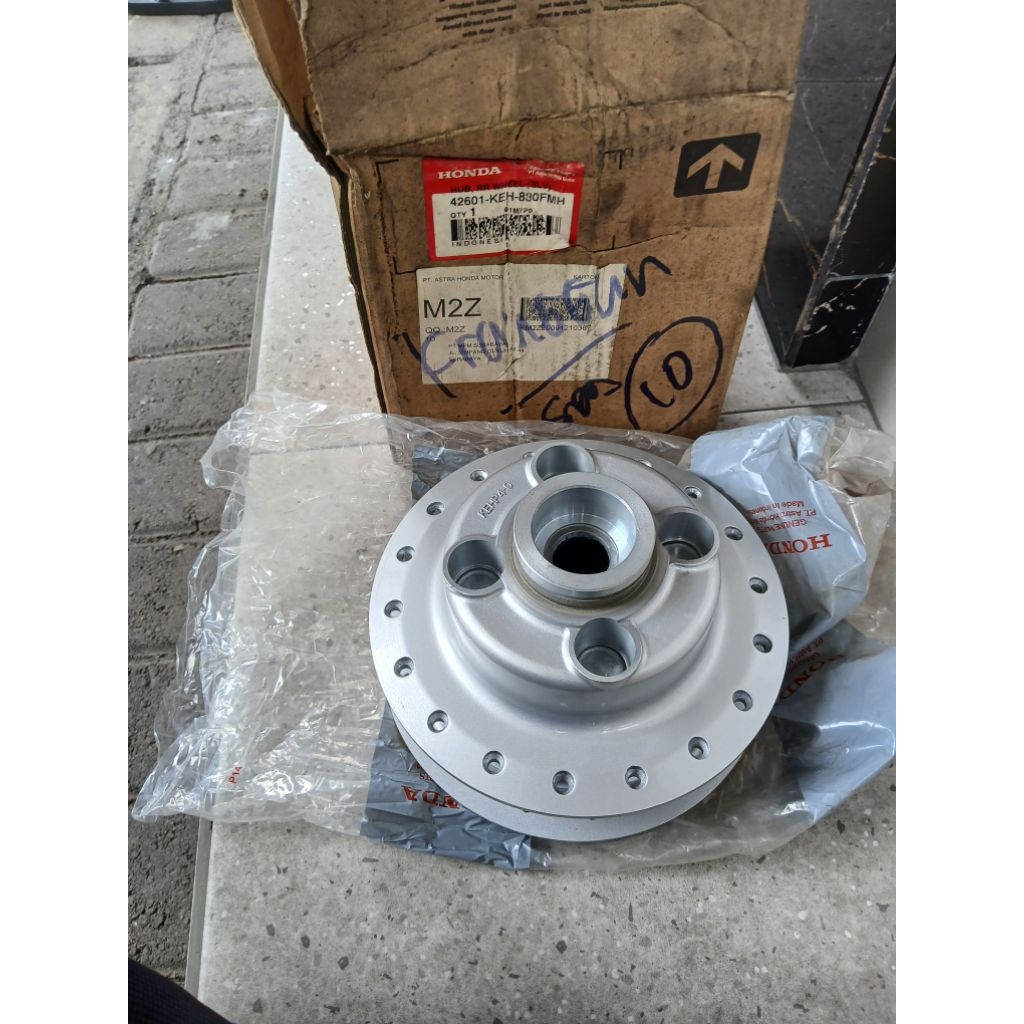 42601 - KEH - 830FMB TROMOL BELAKANG HONDA MEGA PRO ORIGINAL BARU  AHM ASLI