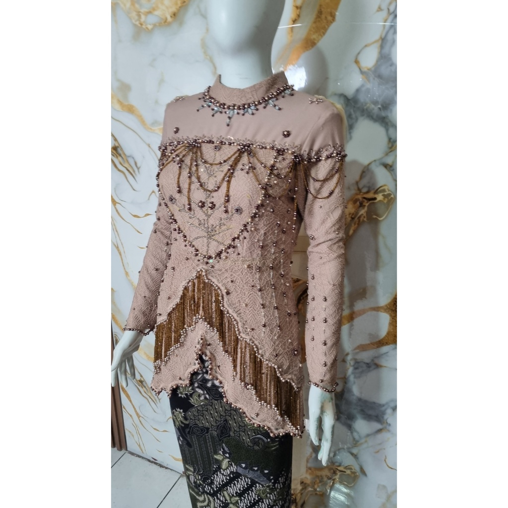 kebaya pager ayu / kebaya wisuda brukat / kebaya lamaran payet / kebaya brukat payet / kebaya brides
