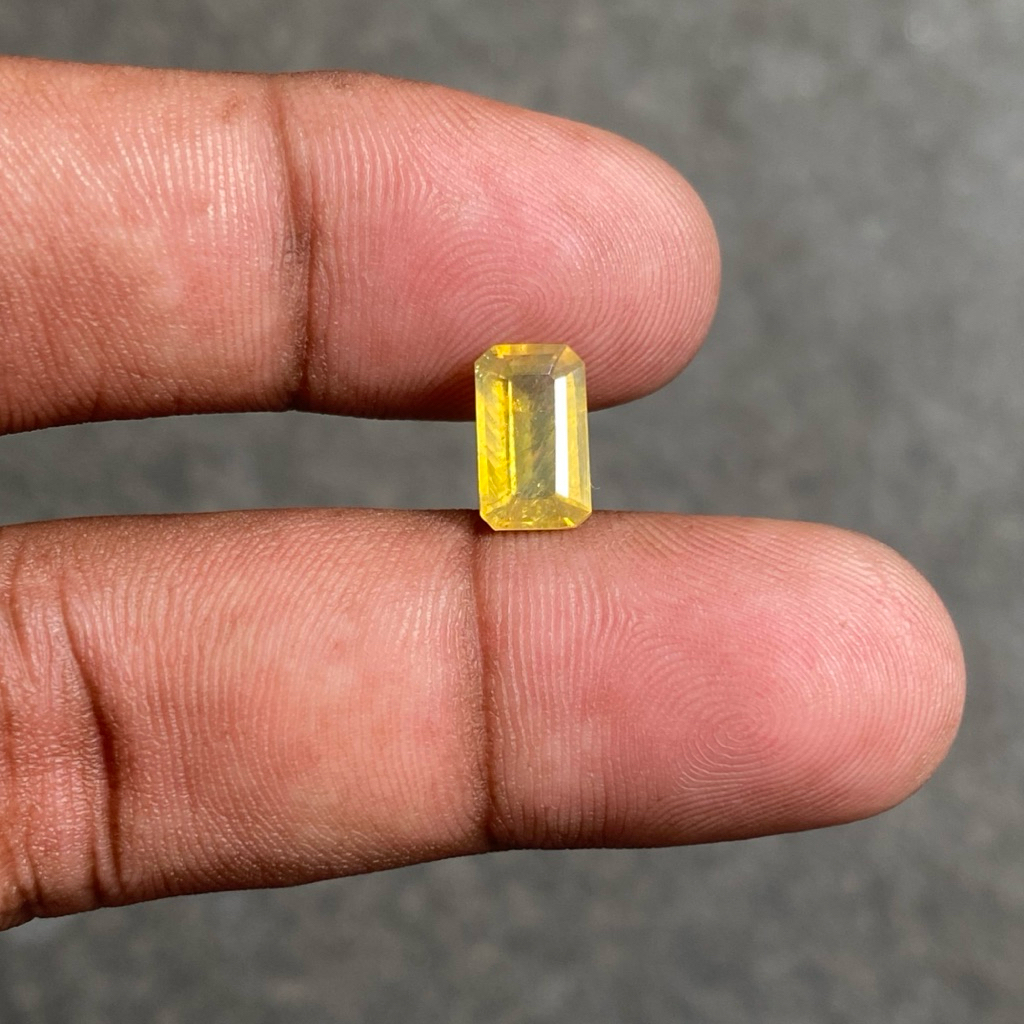Natural Yellow Sapphire corundum Batu Yellow Safir Africa Safir Yakut Kotak Dim 10x6x3.5