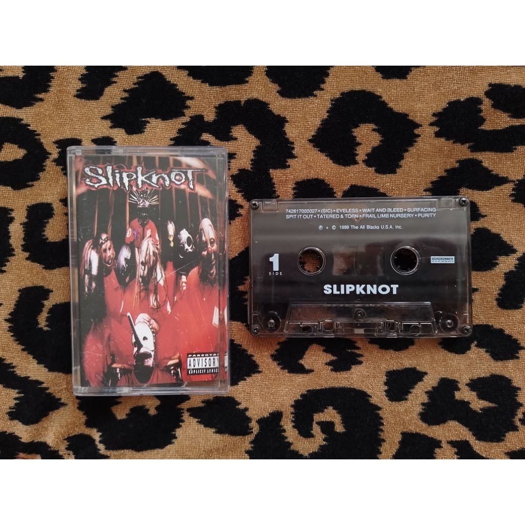 Kaset Pita Slipknot Self Titled