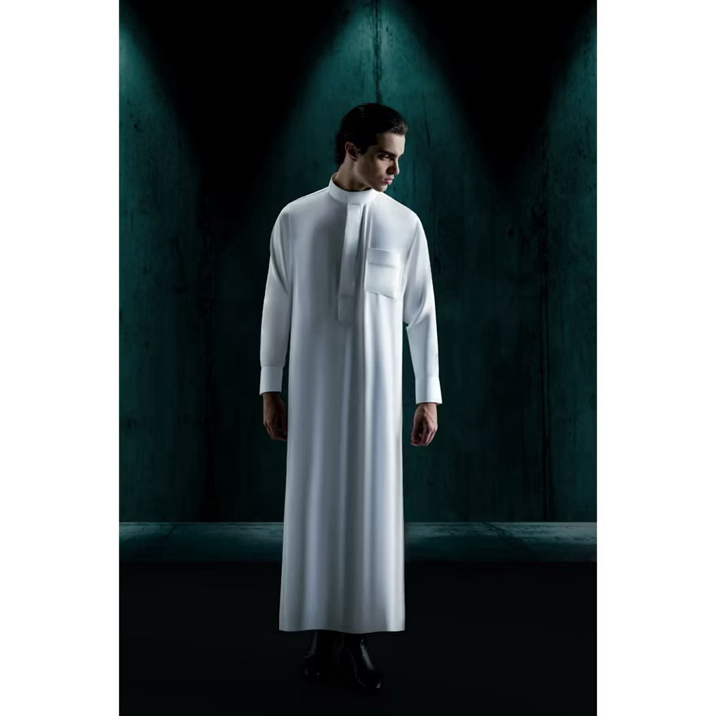 Preloved Thobe Studios Pedro Broken White Size M Anti UV