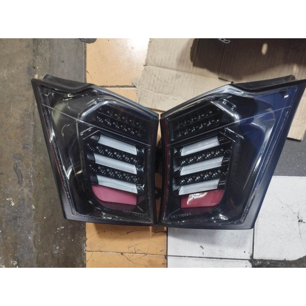 stoplamp/tail lamp/lampu belakang LED Elemento Honda Freed