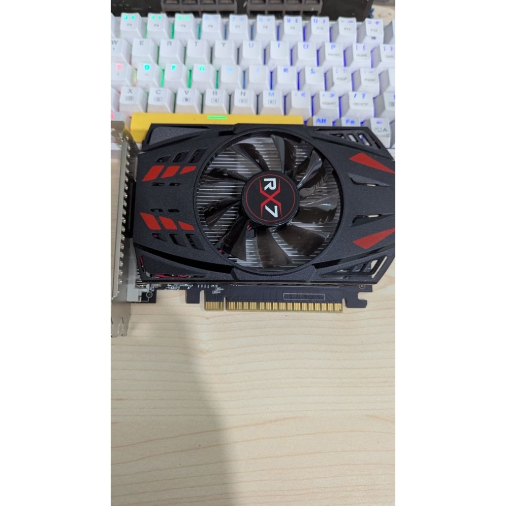 VGA RX7 GT740 2GB DDR5