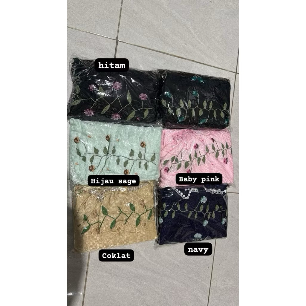 Mukena Terusan sutra blitz strimin warna