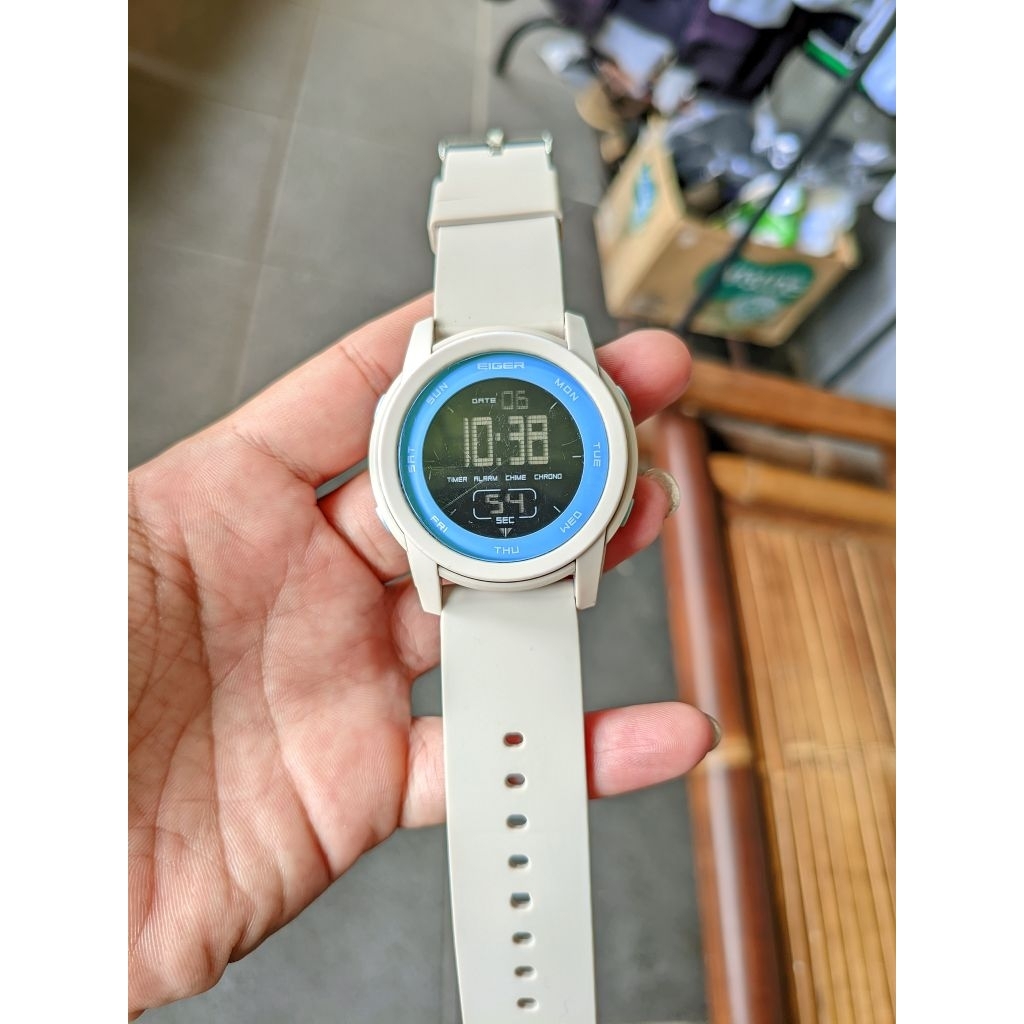 jam eiger ori normal