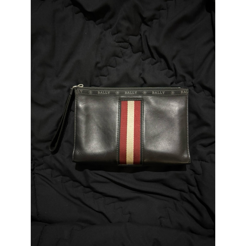 Bally Haig Clutch Black Red