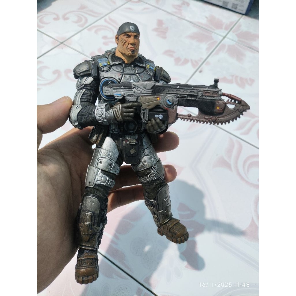 Neca Marcus Fenix Gears of War Original Figure