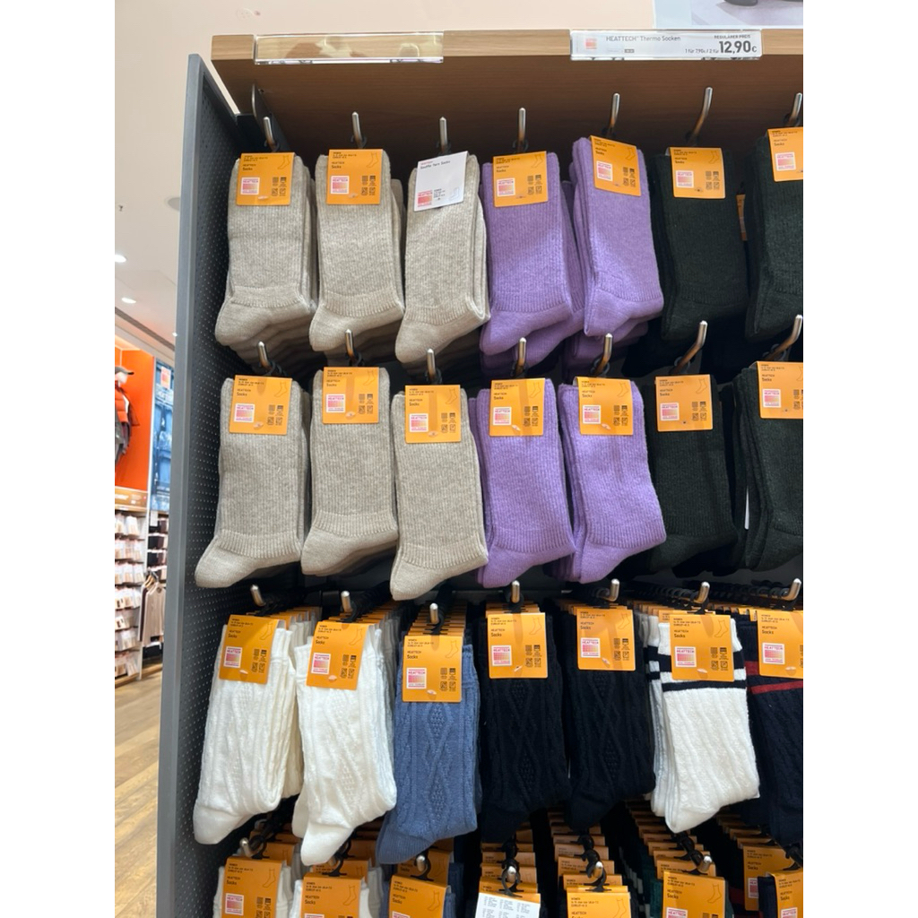 UNIQLO - Kaos kaki HEATTECH