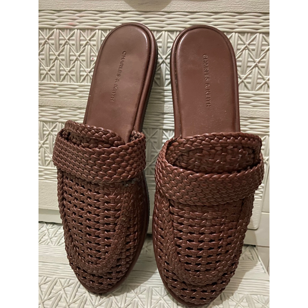Preloved CK Woven Slip-on Flat Mules