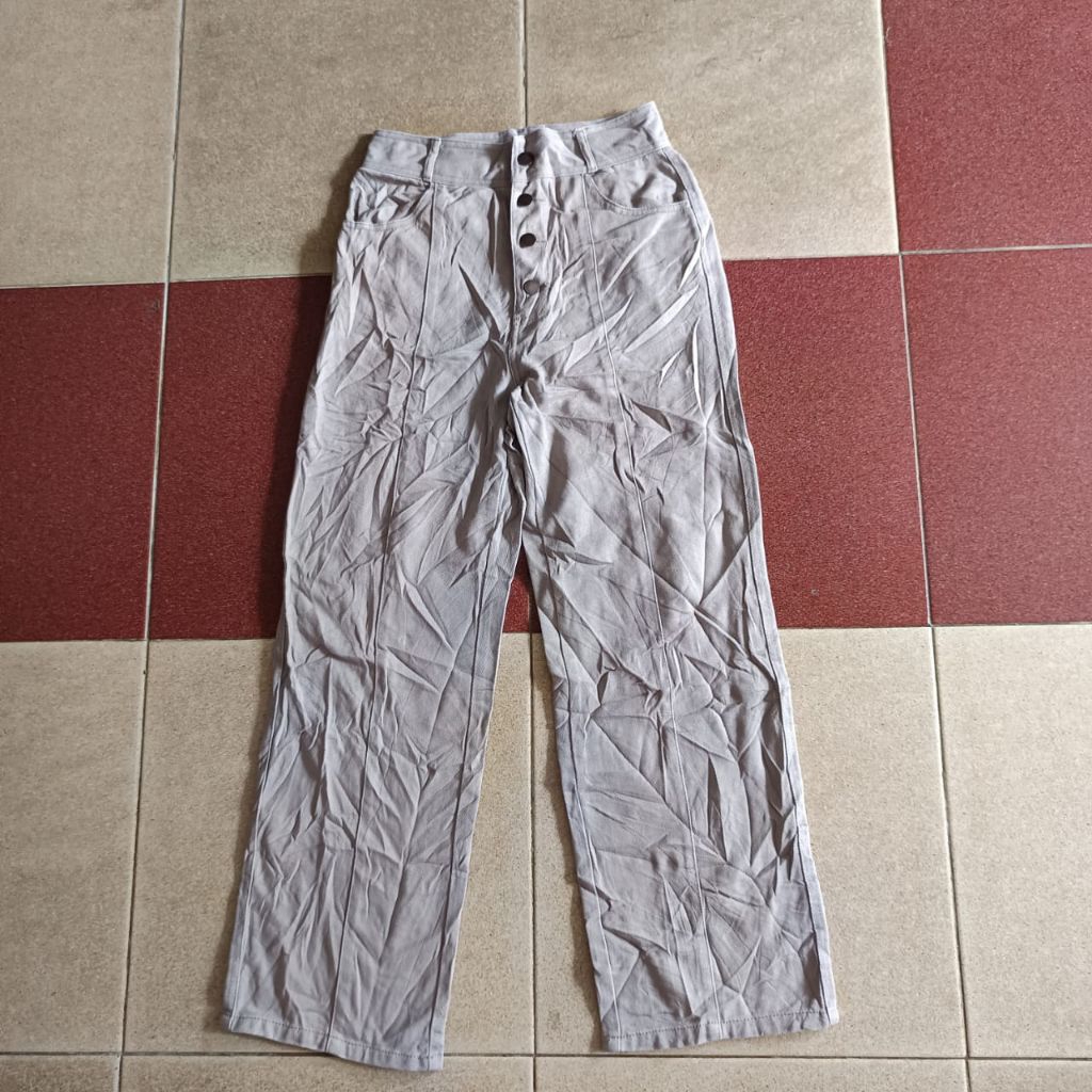 celana panjang jeans wide GU M